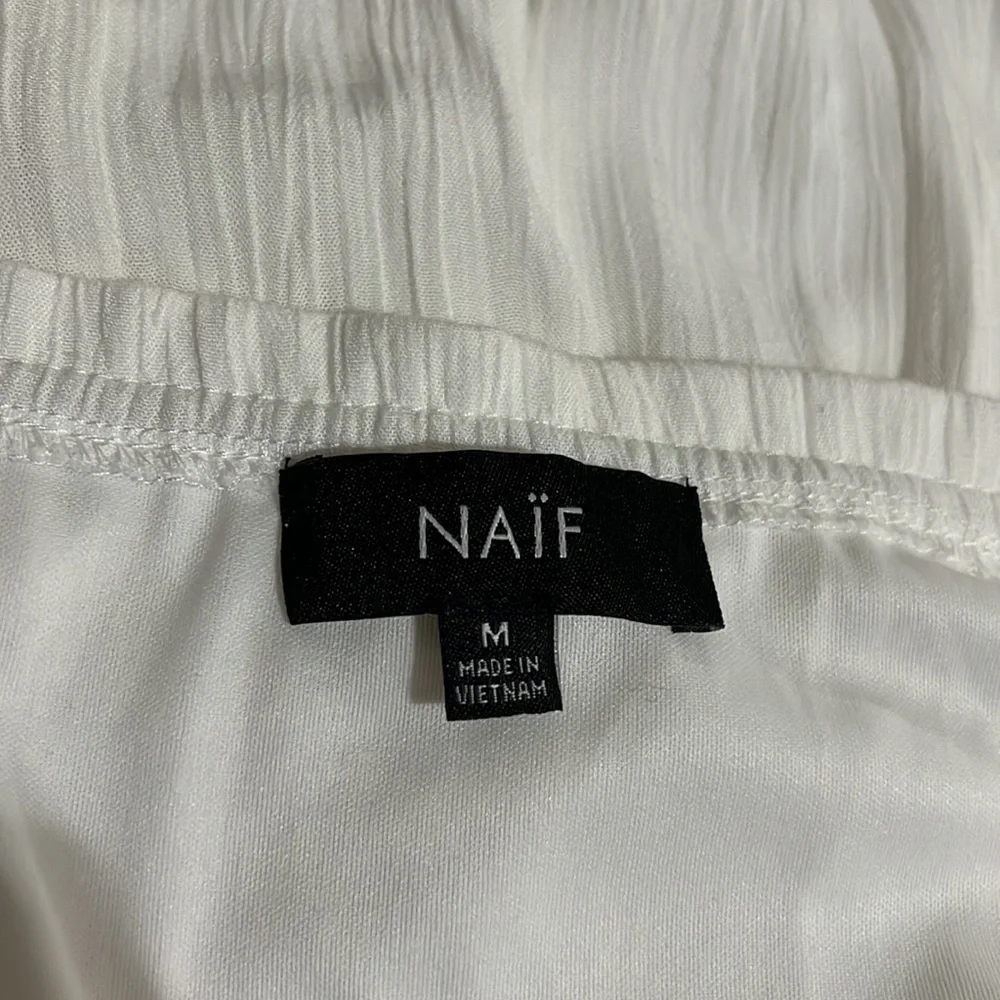 White off the shoulder dress, size Medium - Picture 11 of 11